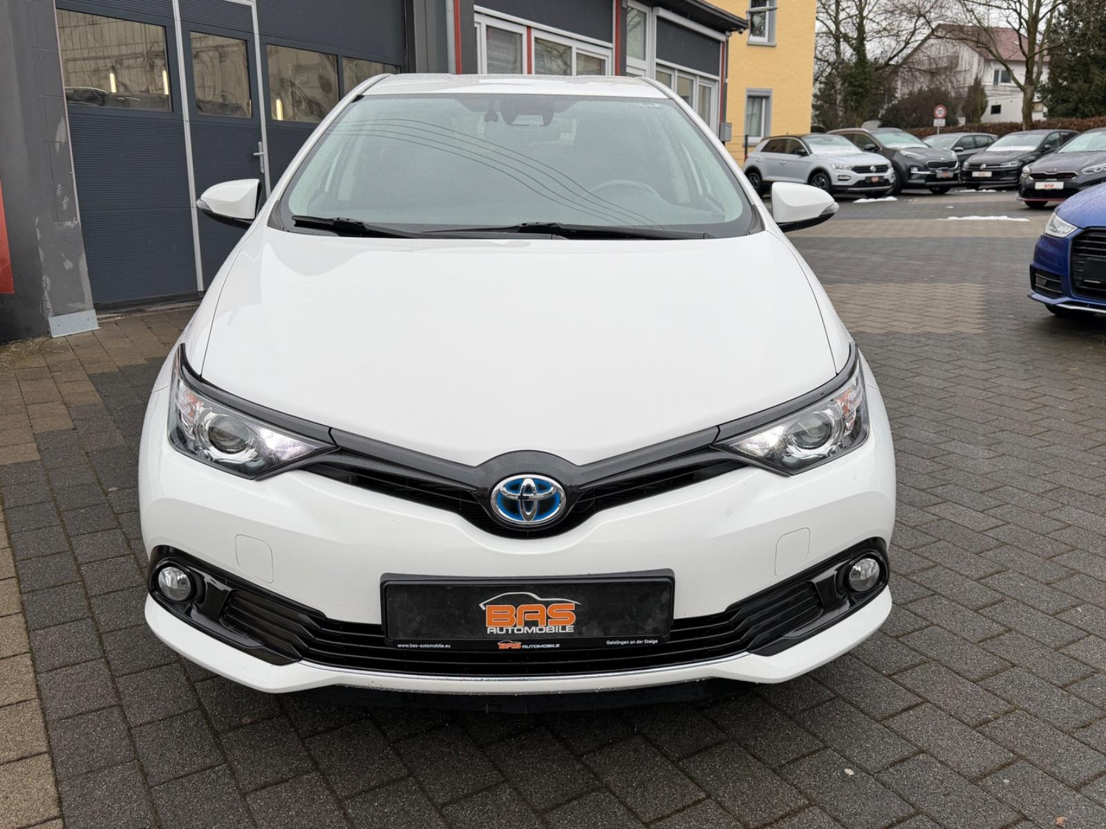 Toyota Auris 1.8 Hybrid Team D*AUTOMATIK*KAM*ALCANTARA*