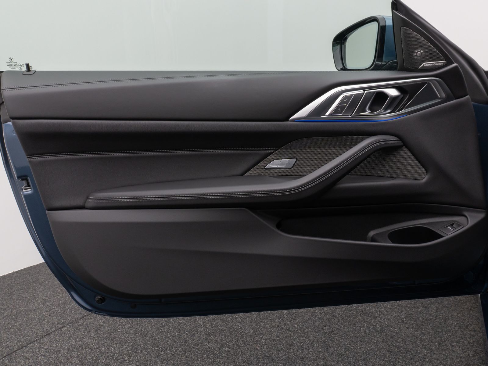 Fahrzeugabbildung BMW 420i Coupè Glasdach 360° DAB H/K Komfort Sport