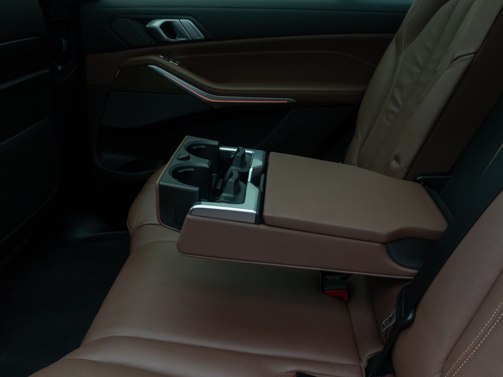 Fahrzeugabbildung BMW X7 M50i SoftClose Laser 360°H/K Panorama HUD ACC