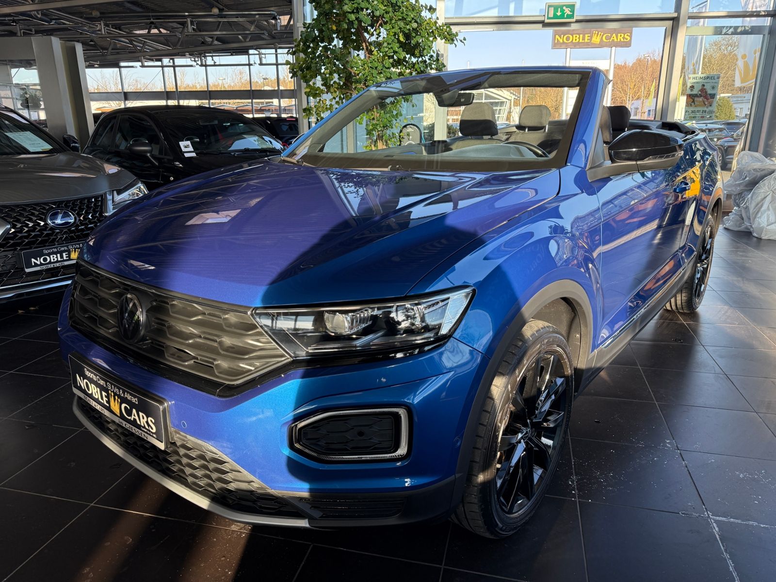 Fahrzeugabbildung Volkswagen T-Roc Cabriolet ACT LED NAVI SHZ