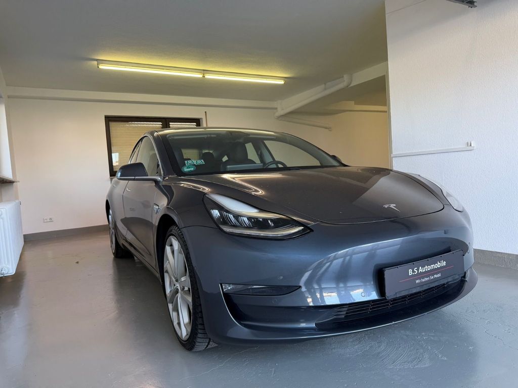 Image of Tesla Model 3