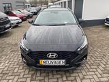 Hyundai i30cw1.5i*LED HSW*NAVI*R.KAMERA PDC vo&hi*Sitzhz - Hyundai i30: Kombi, Cw