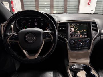 Jeep Grand Cherokee - 7