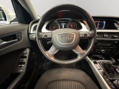 AUDI A4 Ambiente S-Line  Navi PDC SHZ DSP