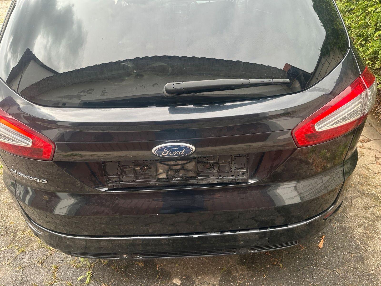 Ford Mondeo 2011 — photo 9