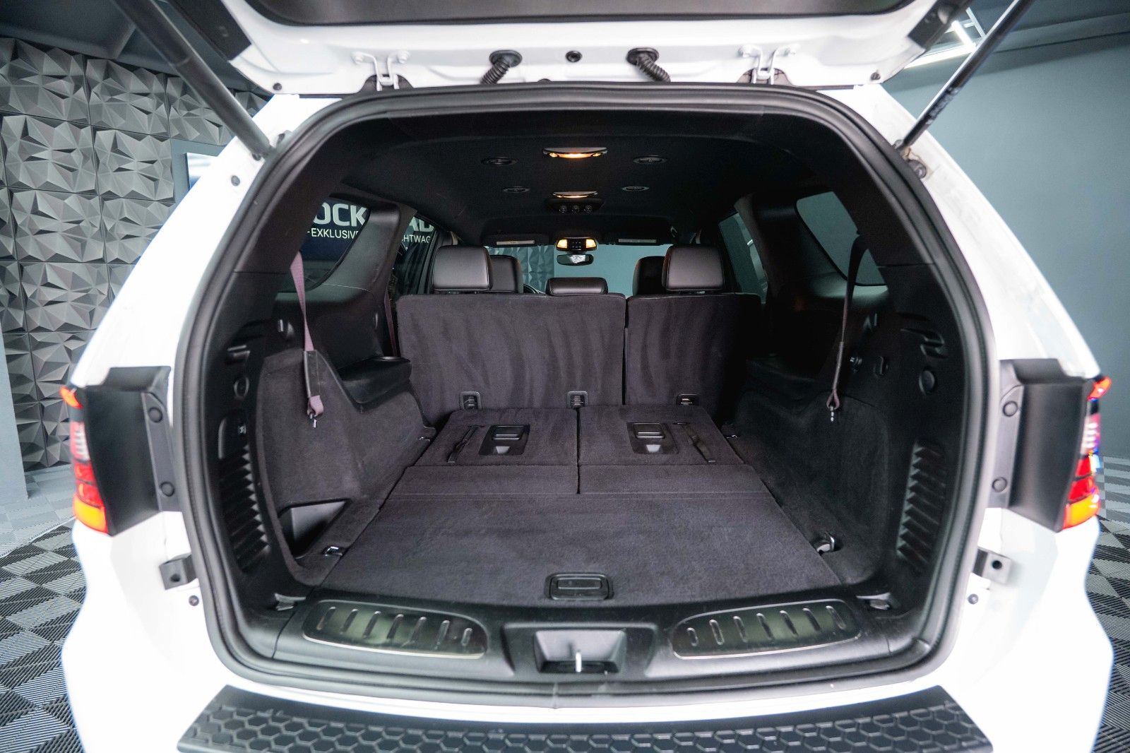 Fahrzeugabbildung Dodge Durango 3.6 V6 GT SRT 4x4 Night-Paket Modell 22