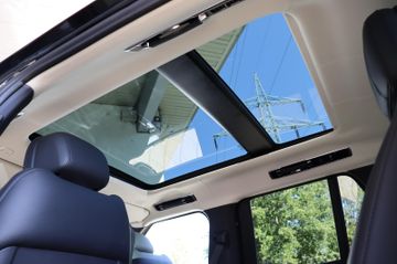 Land-Rover Range Rover - 12