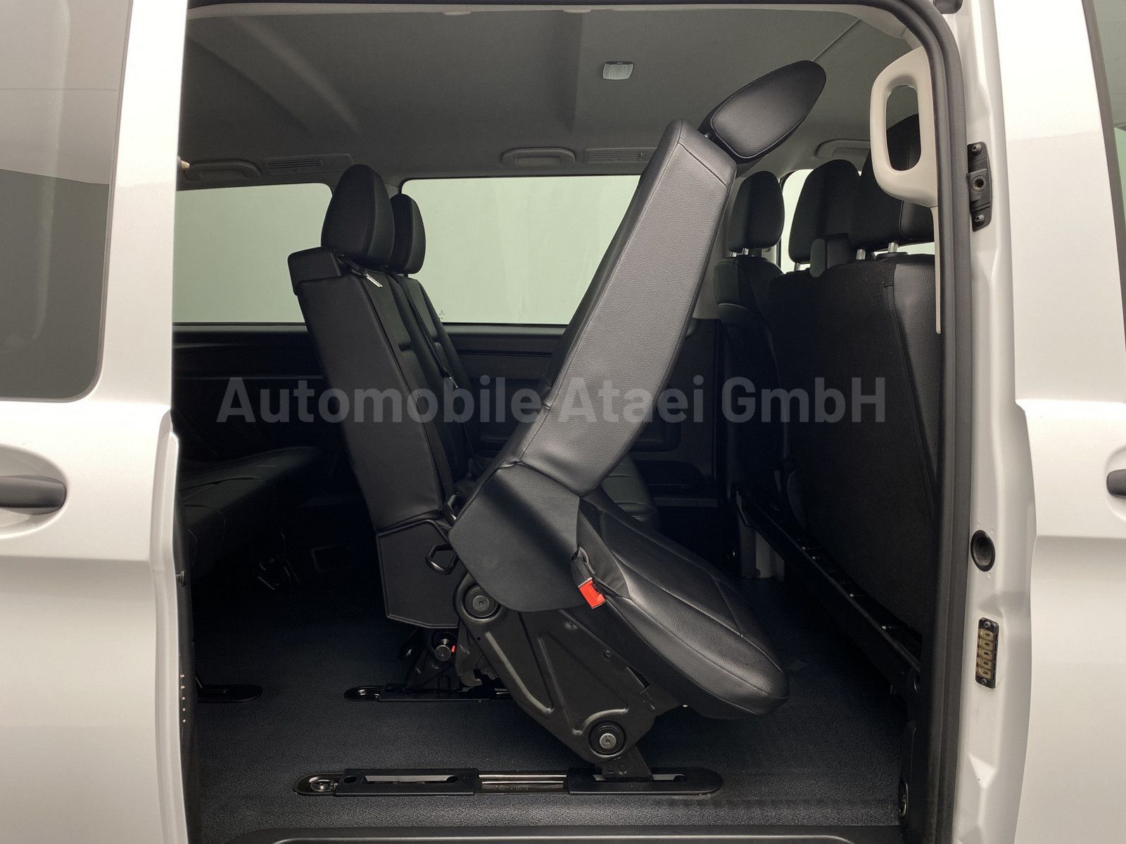 Fahrzeugabbildung Mercedes-Benz Vito Tourer Lang 114 Automatik 2xKLIMA 2146