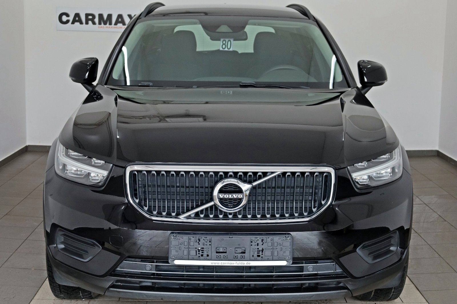 Fahrzeugabbildung Volvo XC40 Momentum Core Navi,LED,PDC,WLAN