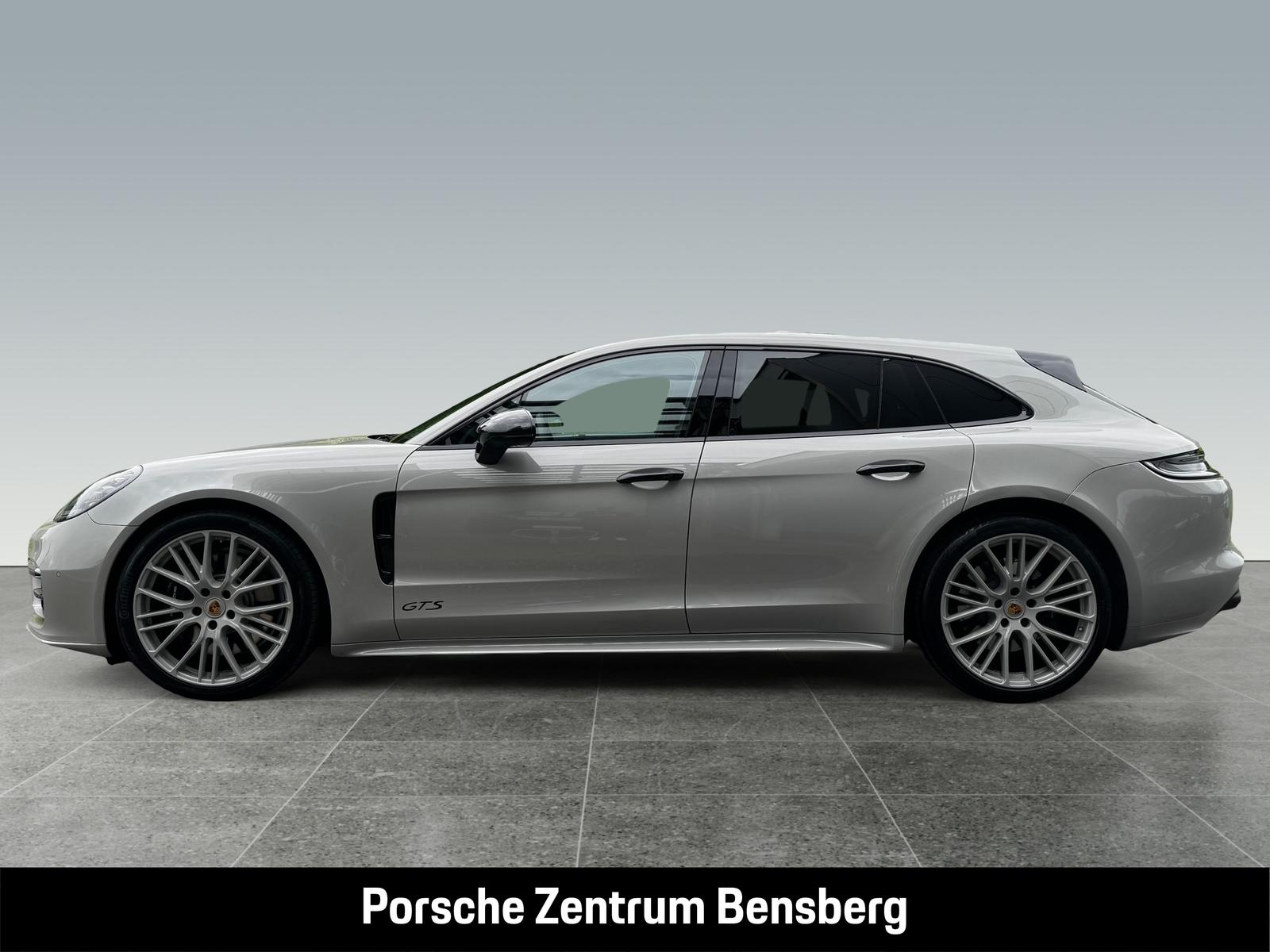 Porsche Panamera GTS Sport Turismo