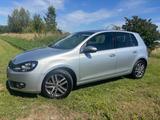 Volkswagen Golf 1.4 TSI 90 kW  1 HAND. 1960km