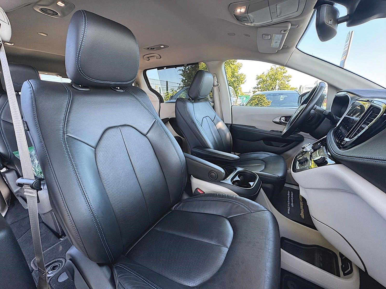 Fahrzeugabbildung Chrysler Pacifica 3.6 L V6 LIMITED LPG *LED*CarPlay*ACC*