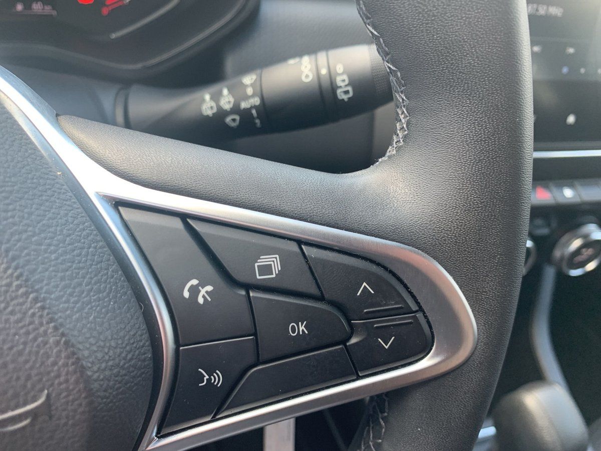 Renault Clio - Bild 23