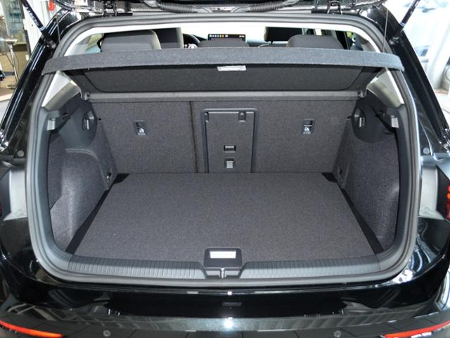 Volkswagen Golf VIII 1.5 TSI Life 18" LED APP C. ACC, миниатюра 10