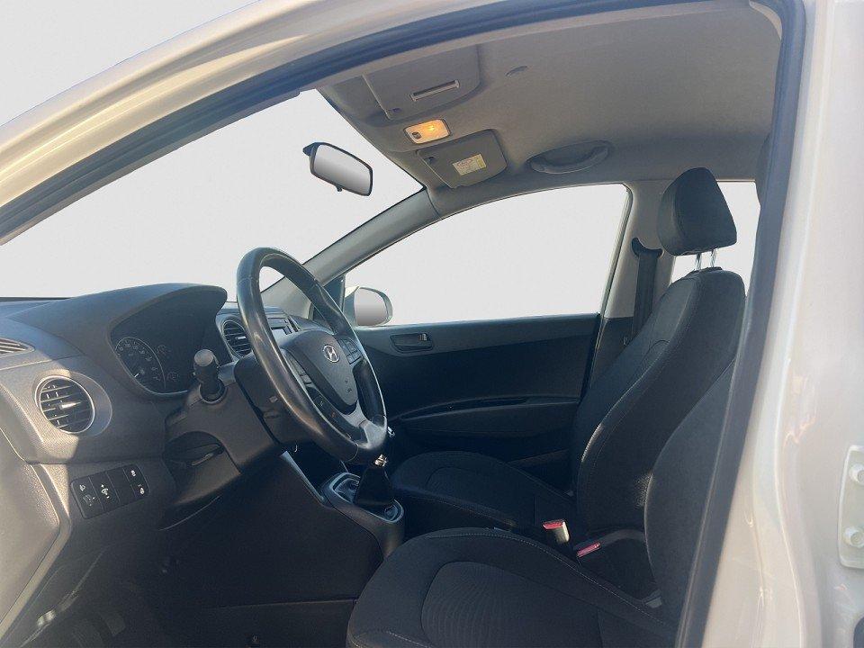 Hyundai i10 YES!+SHZ+LENK.HEIZ+BT+TEMP+LED+ISOFIX