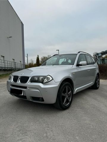 BMW X3 M Paket Sitzheizung PDC NAVI APPLEC...