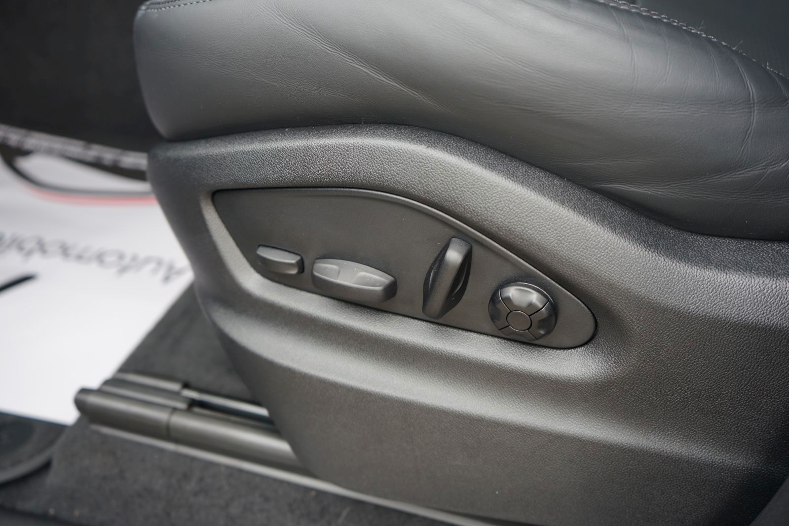 Fahrzeugabbildung Porsche Cayenne Coupe*Pano*Head Up*360 Kamera*HD Matrix