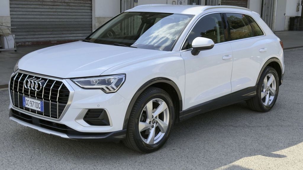 Image of Audi Q3
