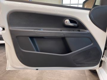 Volkswagen up! club up! *1. Hand*Klima*Navi*Isofix*SHZ*TÜV*