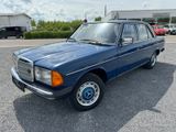 Mercedes-Benz 240 D 1HAND bj1984