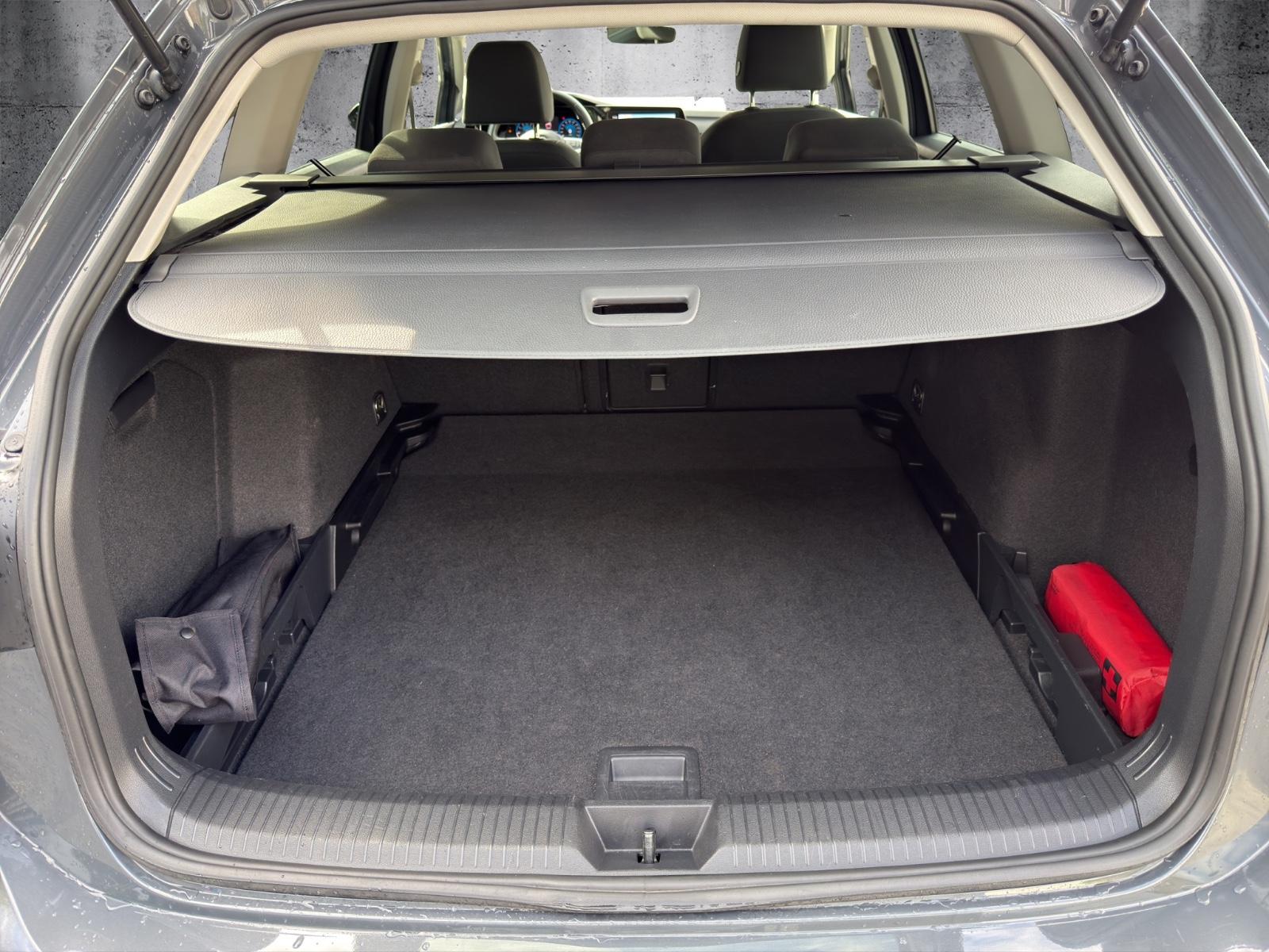 Volkswagen Golf VIII Variant Style*LED*Massage*Standheiz*, миниатюра 25