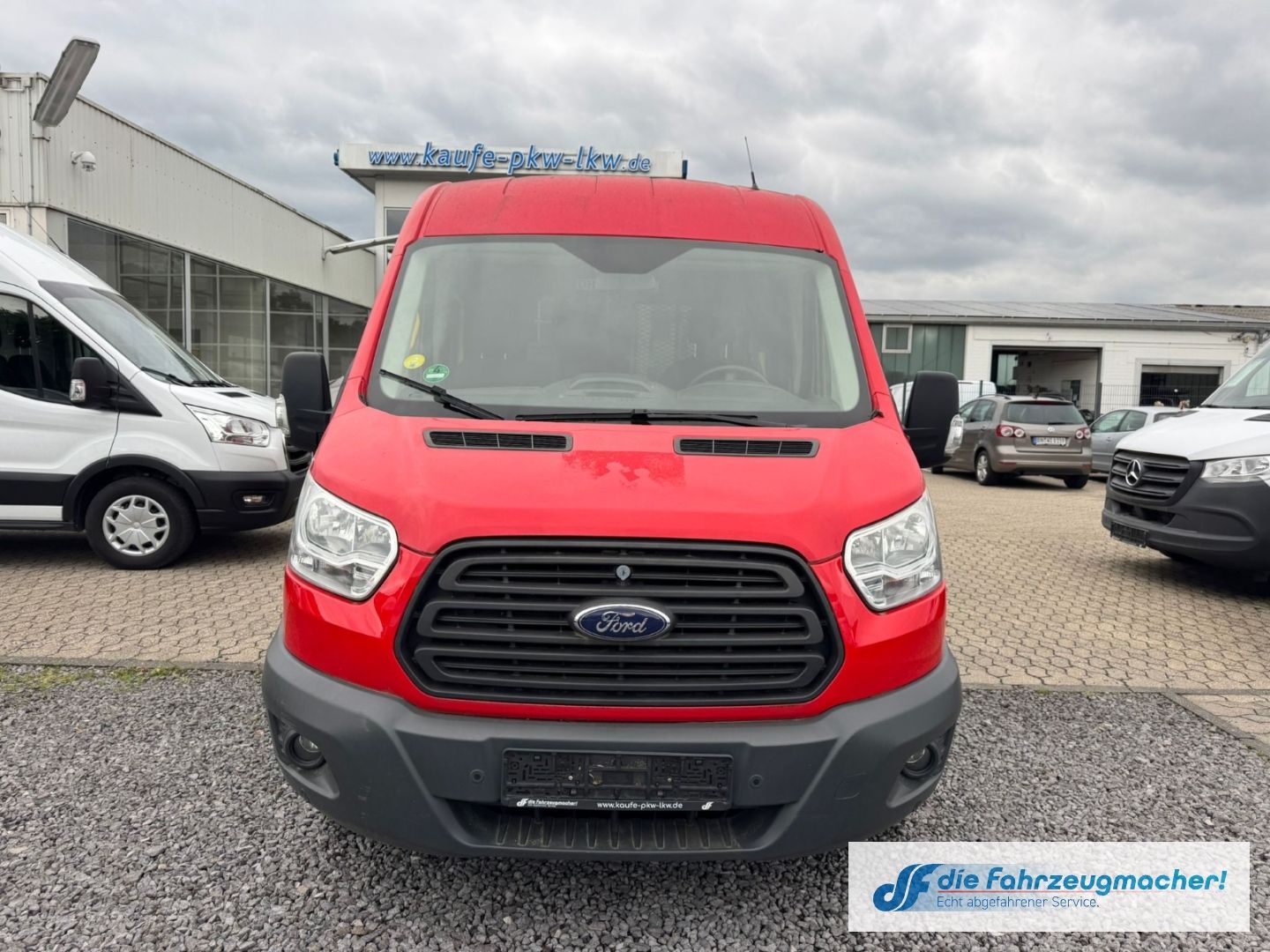 Fahrzeugabbildung Ford Transit Kombi 350 L3 *HECKSCHADEN *2539