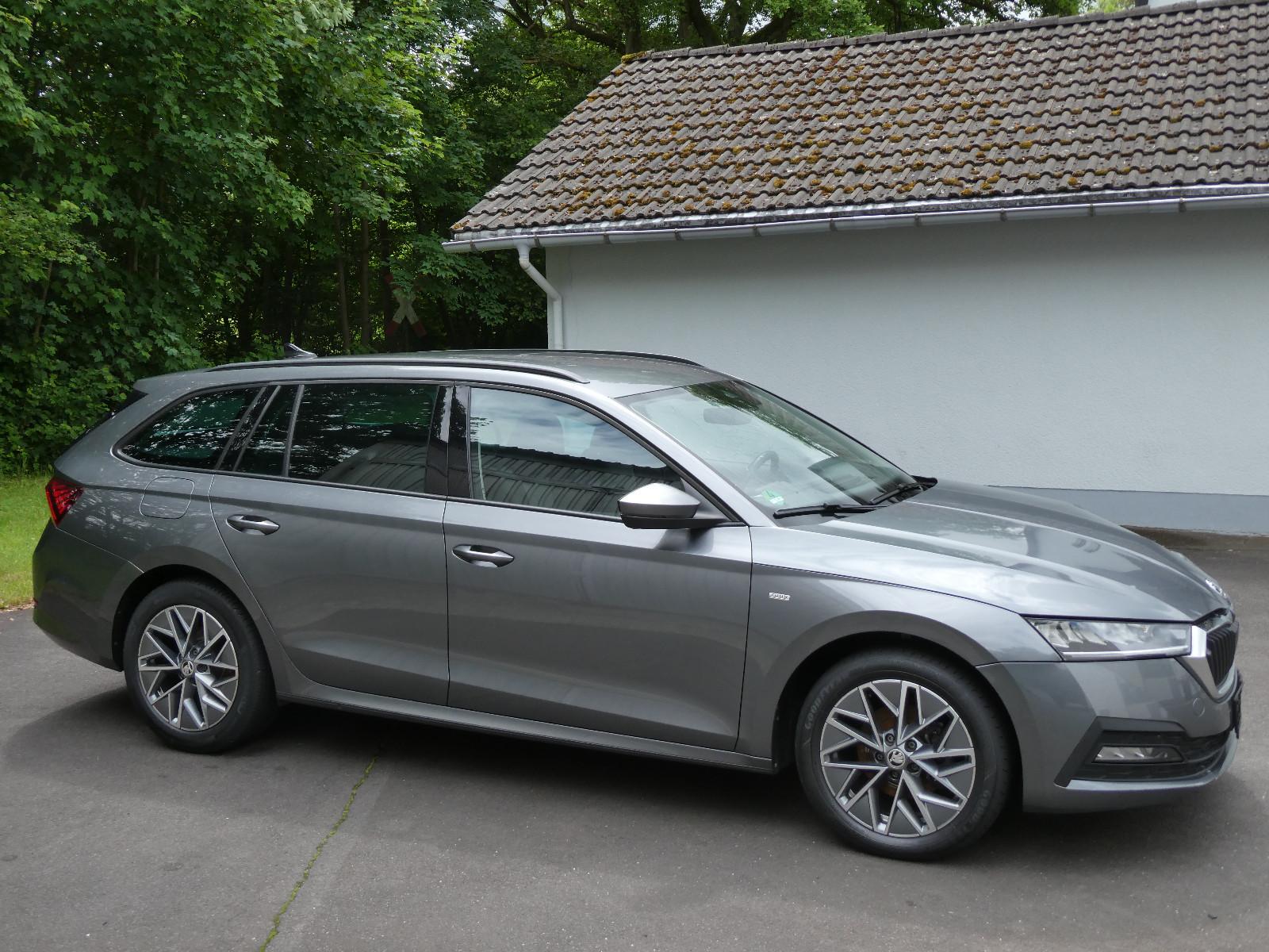 Skoda Octavia 2.0 TDI DSG  LED/Navi/Virtual/Keyless