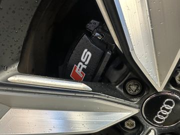 Audi RS4 Avant 2.9 TFSI quattro*HUD*Navi*Klima*SHZ*BT