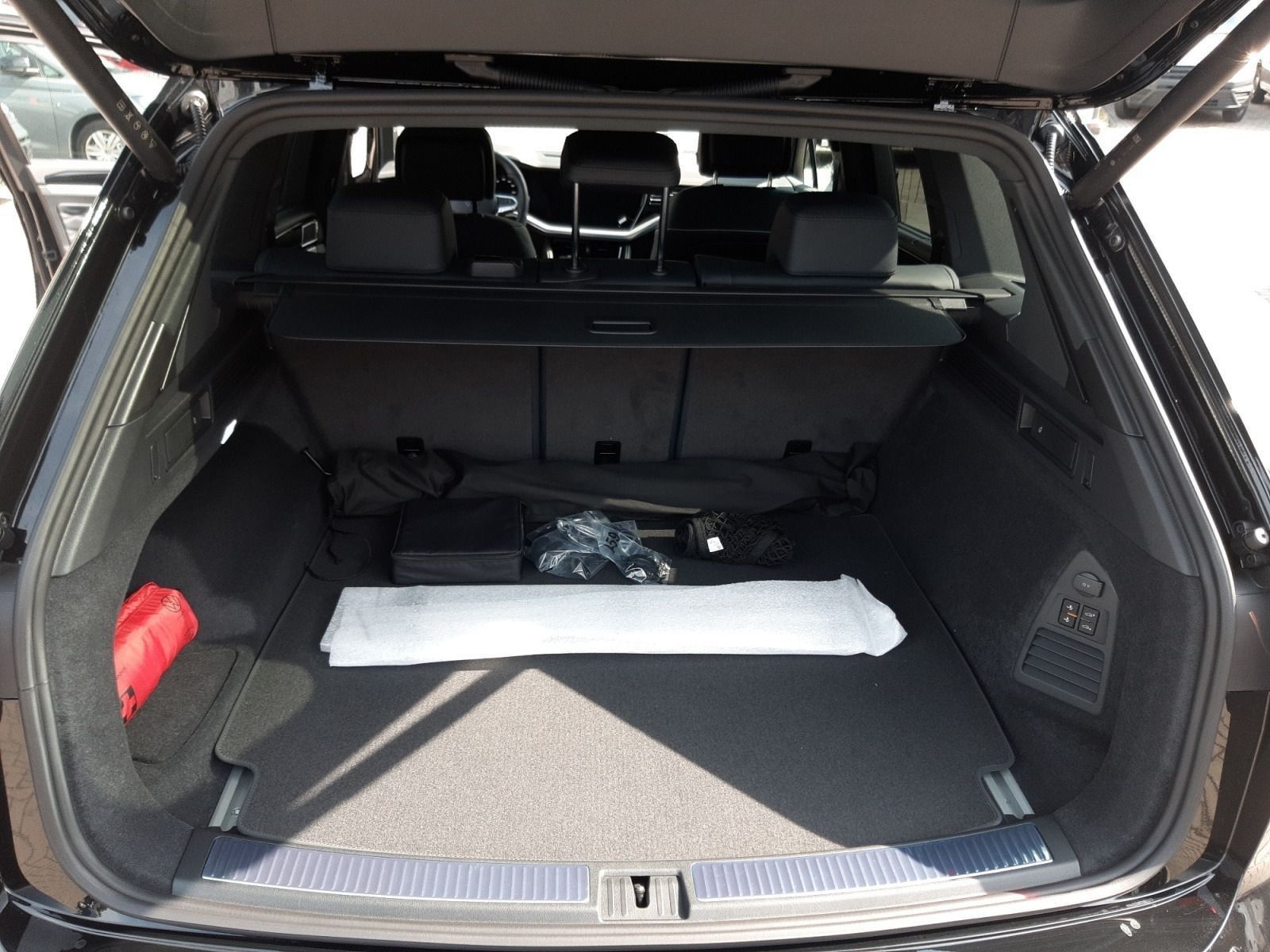 Touareg R-Line 3,0 l V6 TDI SCR 4MOTION 210 kW (