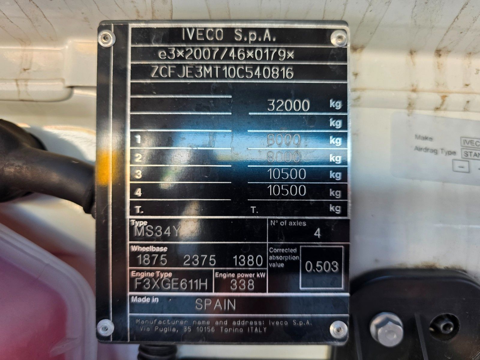 Fahrzeugabbildung Iveco X-Way AD320X46BZ OFF 8x4 Hiab ULT26S53-W-ITF Alu