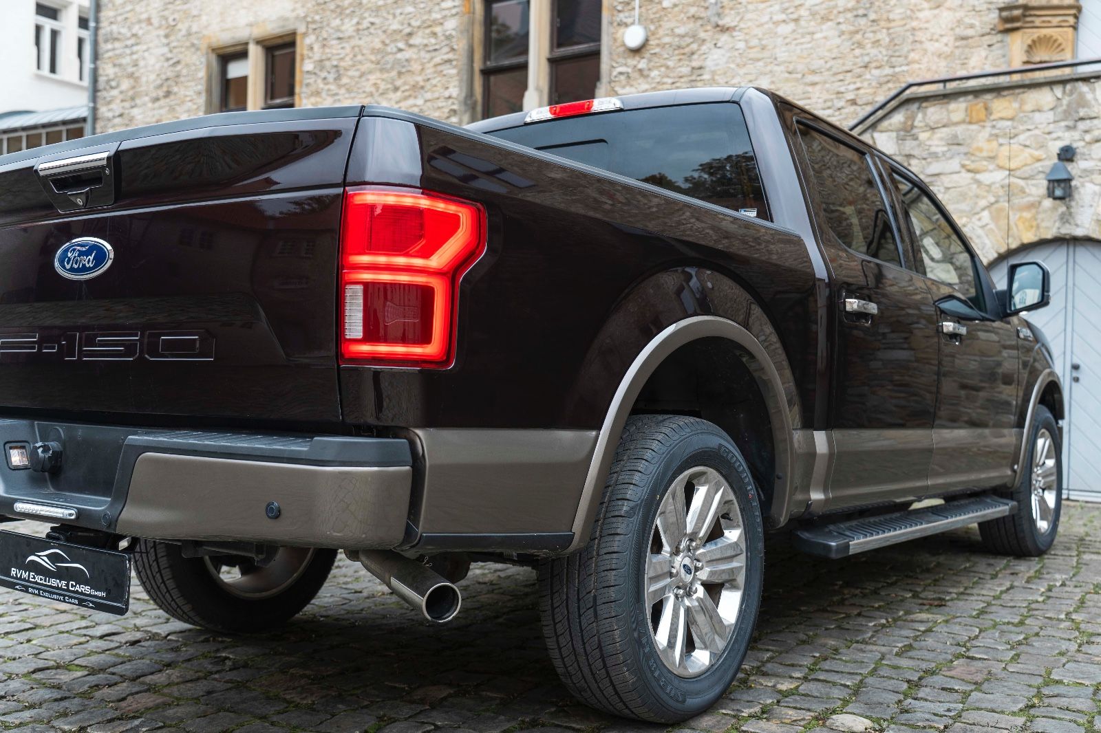 Fahrzeugabbildung Ford F 150 LARIAT 5.0L B&O AHK TOTW 360° PANO SHZ/K