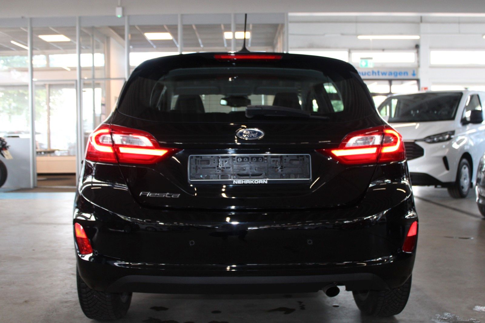Fahrzeugabbildung Ford Fiesta Titanium LED KLIMA Allwetter PDC WinterP.