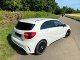 Mercedes-Benz A 180 AMG Line AMG Line - Mercedes-Benz A 180 in Stuttgart
