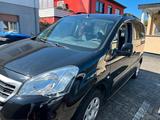 Peugeot Partner Tapee Diesel Automatik - gebrauchte Peugeot Partner aus dem Jahr 2016