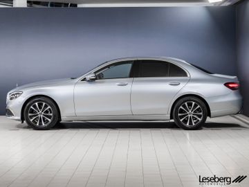 Mercedes E 200 - 3