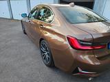 BMW 330i Luxury/GARANTIE/Leder/DA Prof/Laser/HUD TOP - BMW 330 von privat
