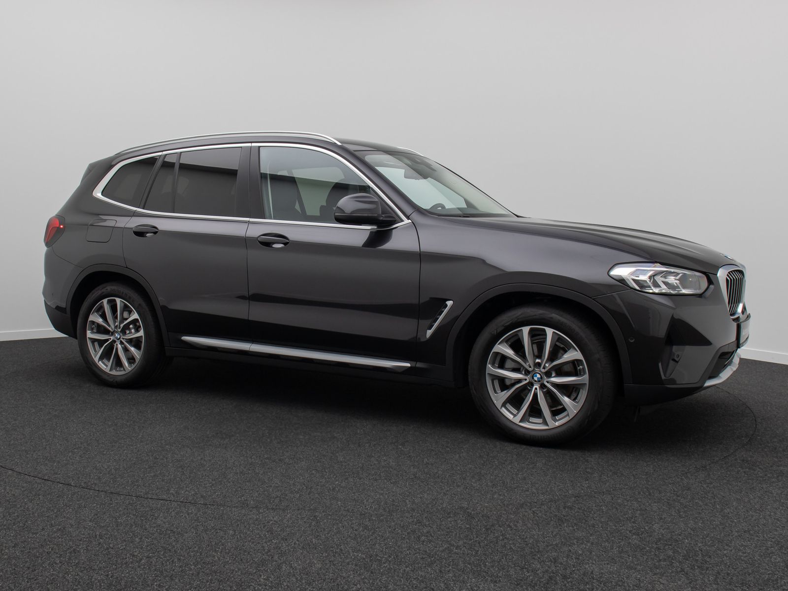 Fahrzeugabbildung BMW X3 xD20d Alarm DAB Kamera Leder Sport HiFi 19"
