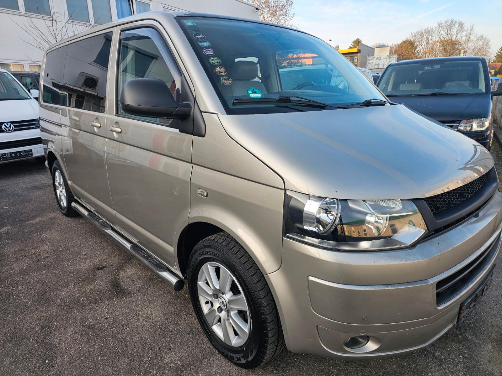 Volkswagen T5 Multivan leder 140ps Navi AHK 2Hand