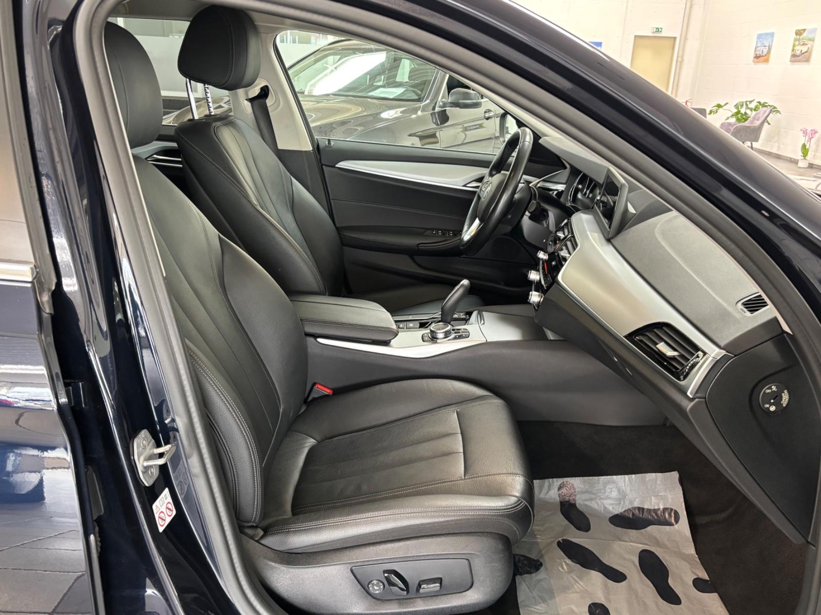 BMW 520d xDrive Automatik,Scheckheft,Rückfahrkamera