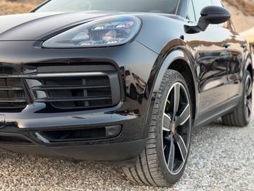Porsche Cayenne - 6