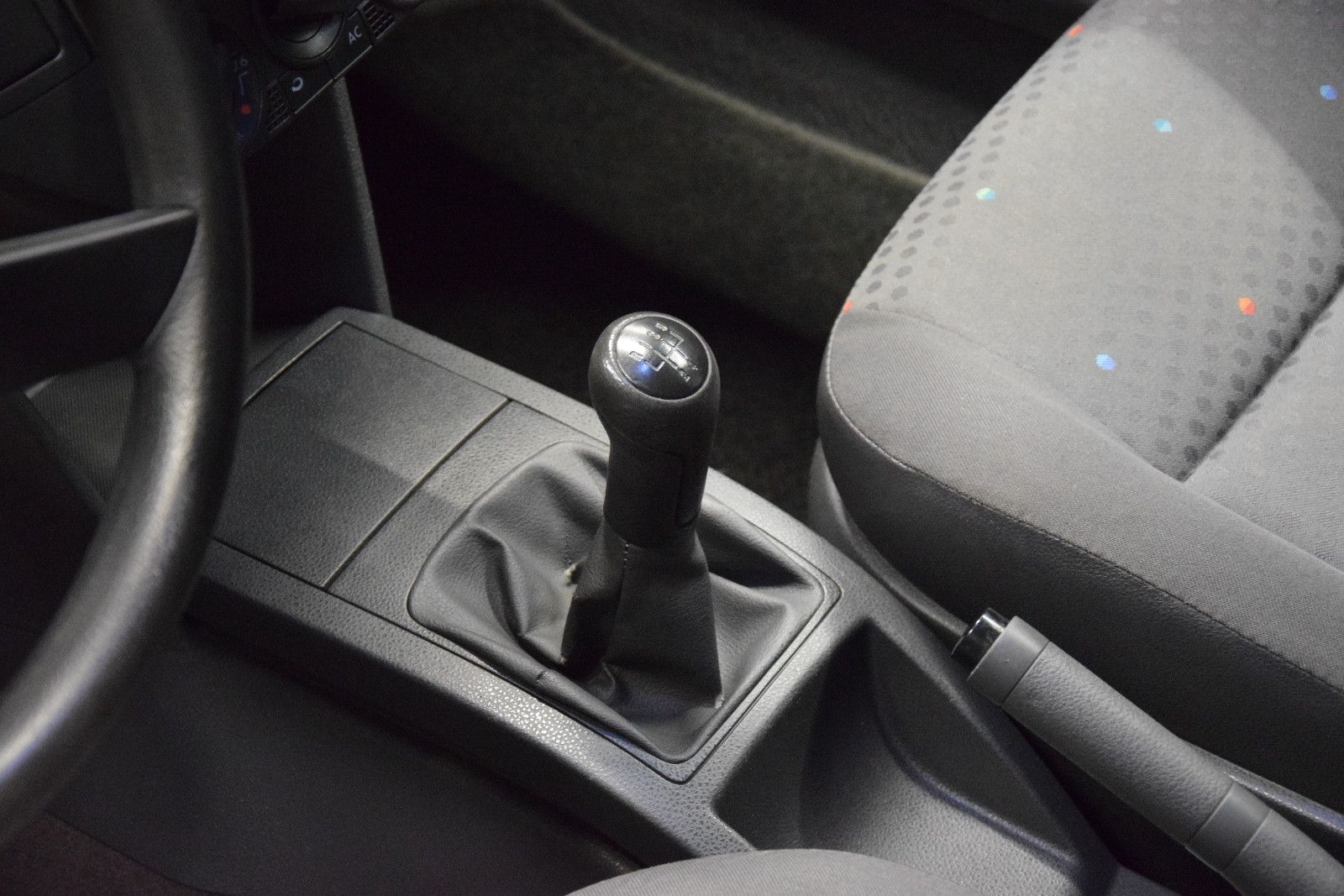 Fahrzeugabbildung Volkswagen Polo 1.2 Basis Radio *TÜV 07/2027*