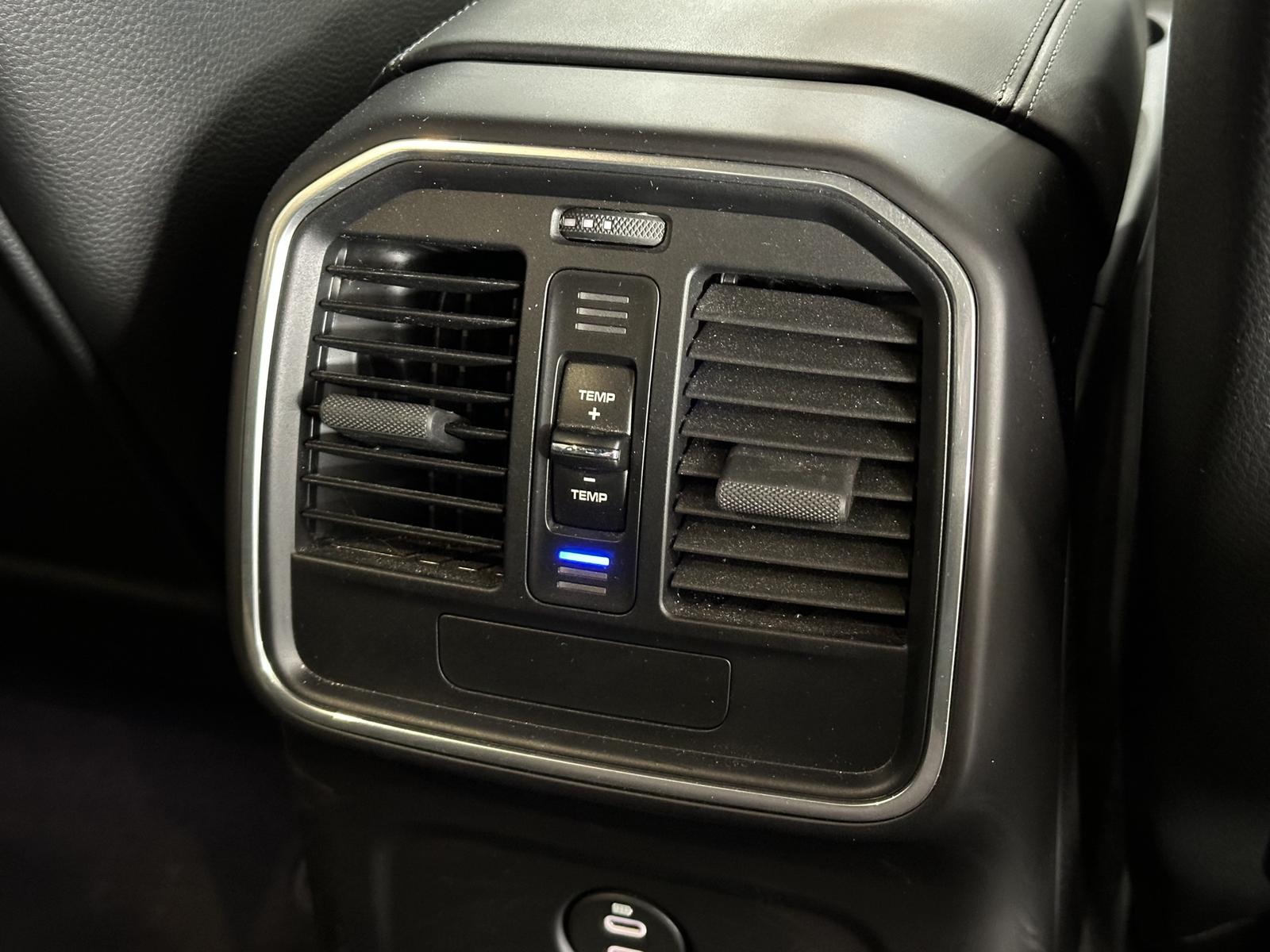 Porsche Macan 2.0 Turbo*PDK*Allrad*LED-PDLS*PCM*Navi