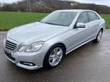 Mercedes-Benz E 220 CDI BlueEFFICIENCY AVANTGARDE AVANTGARDE - gebrauchte Mercedes-Benz E 220 aus dem Jahr 2009