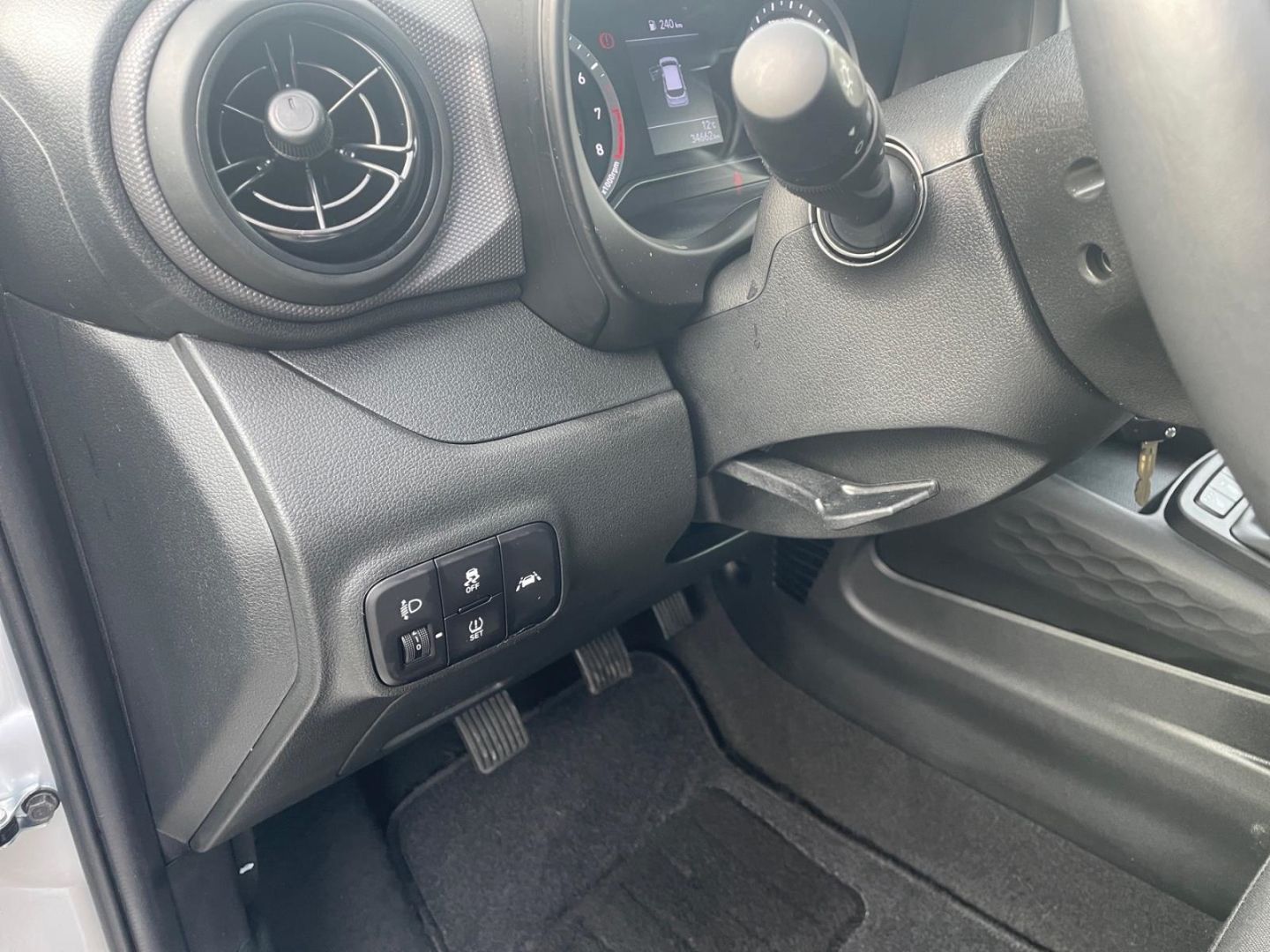 Fahrzeugabbildung Hyundai i10 1.0 Select Funktion Allwetter Lenkradheizung