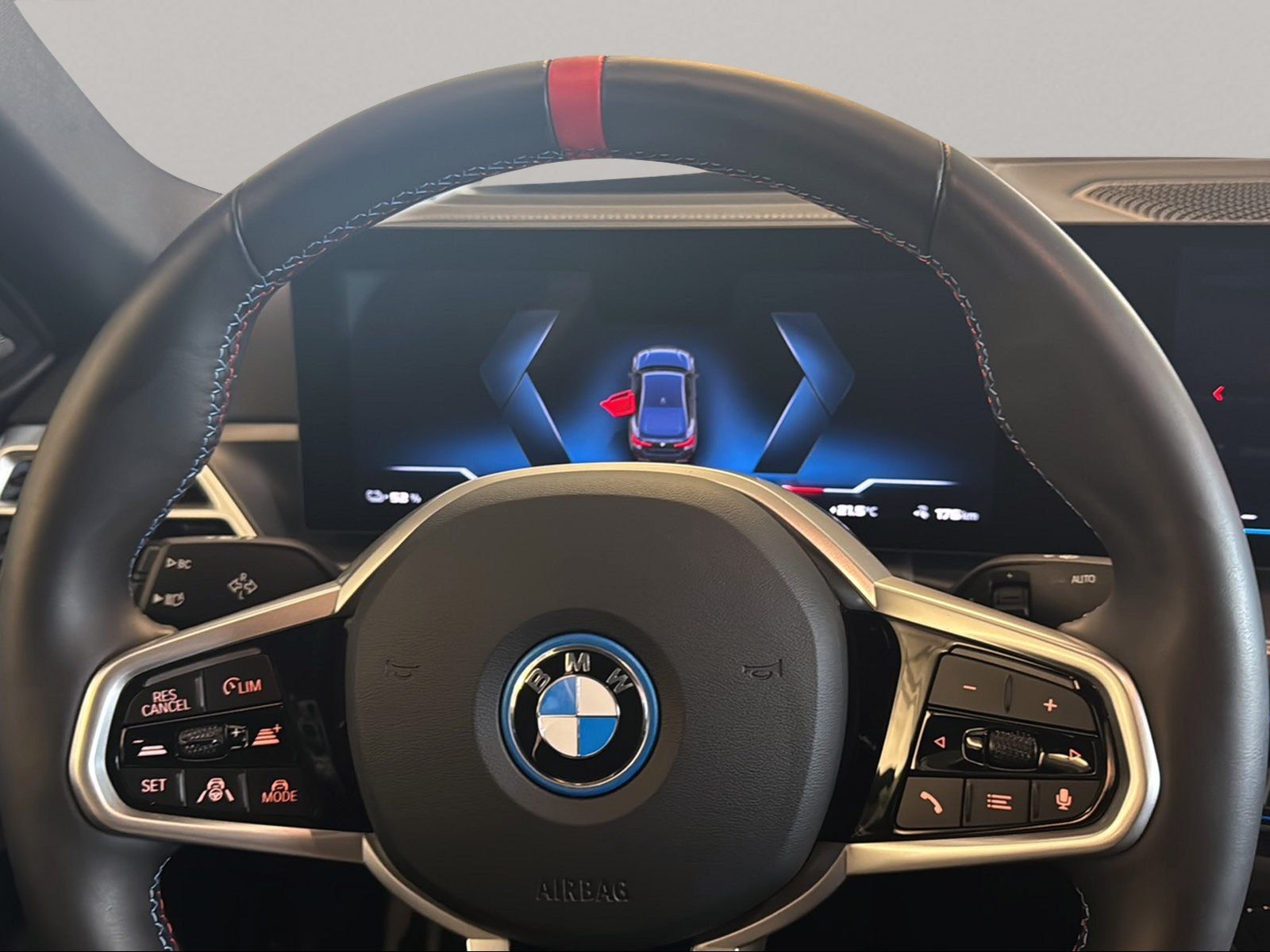 BMW i4 - Bild 16