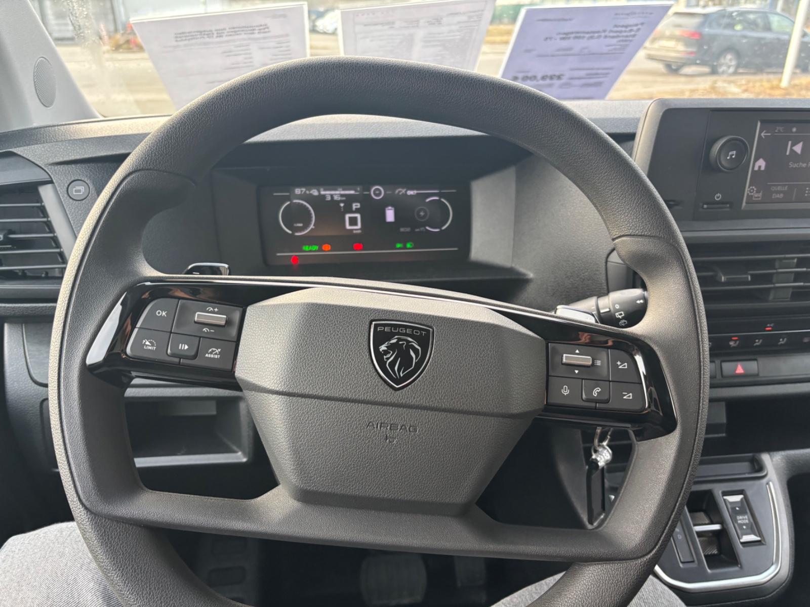 Peugeot e-Expert M L2 75kWh AKKU
