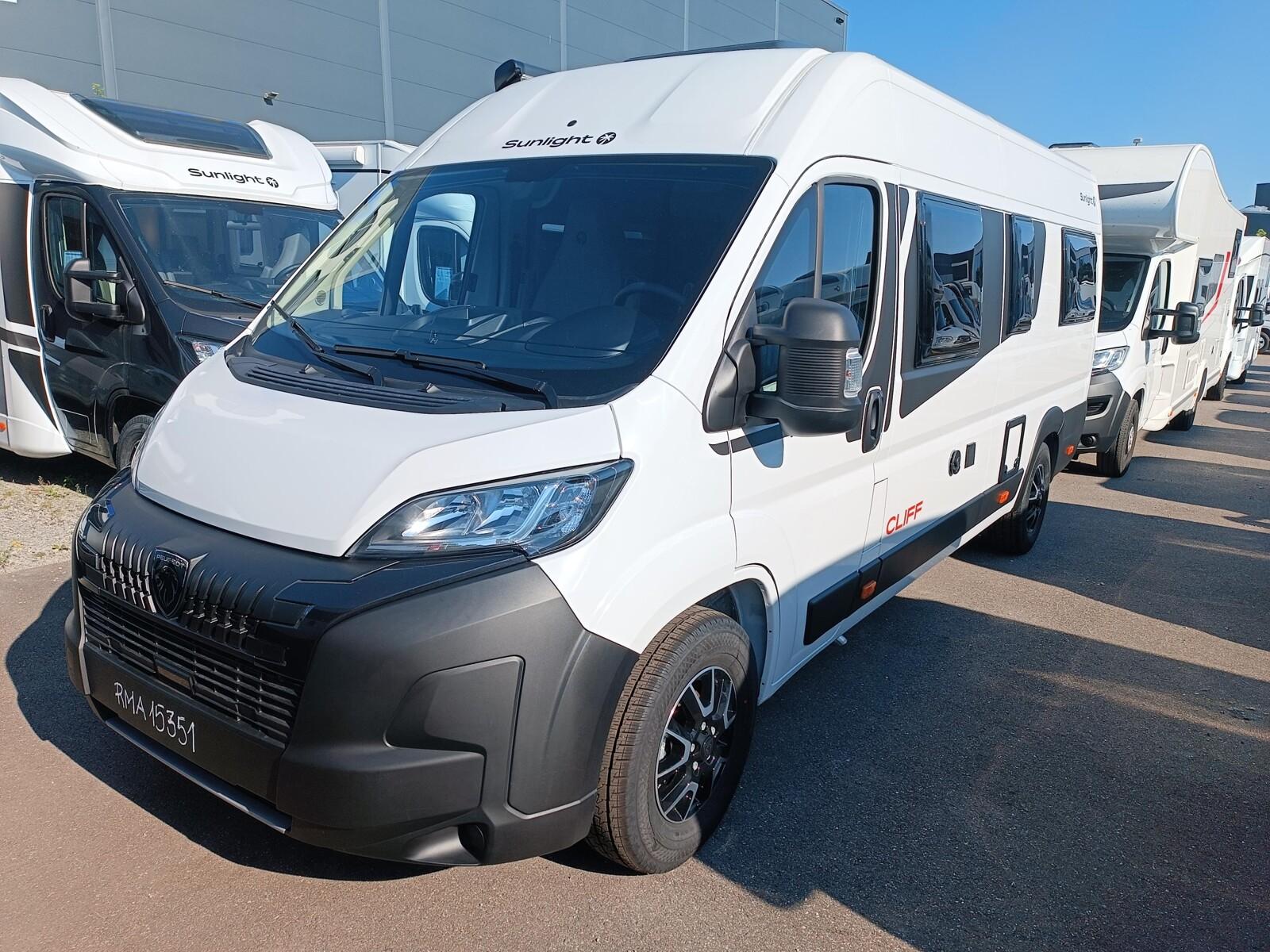 Sunlight Cliff 640 AHK