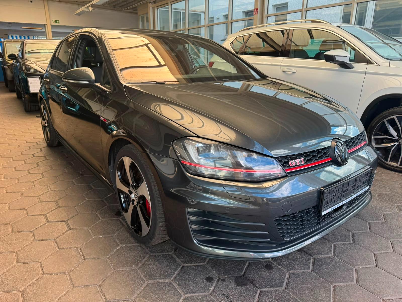Volkswagen Golf VII Lim. GTI Performance"ACC"LED"DYNAUDIO