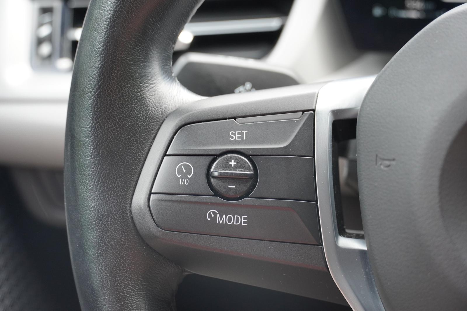 BMW 218 d Active Tourer LED Navi Head-Up 360° Kamera, миниатюра 12