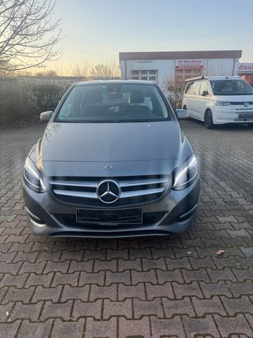 Mercedes-Benz B 200 B -Klasse B 200 d Urban Style Edition